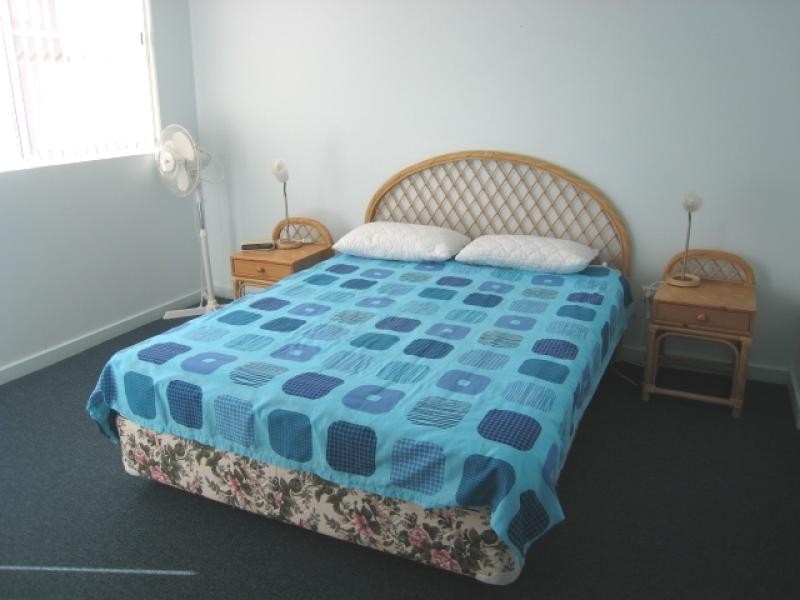 2/11 MEMORIAL AVENUE, South West Rocks NSW 2431