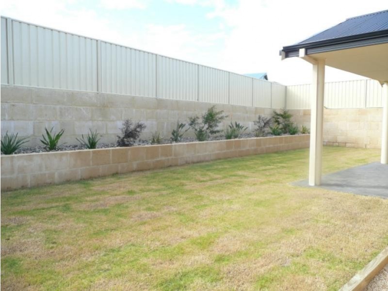 46 Wilkinson Street, Hopetoun WA 6348