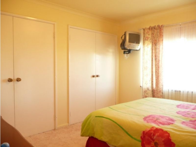 4 Raglan Street, Hopetoun WA 6348