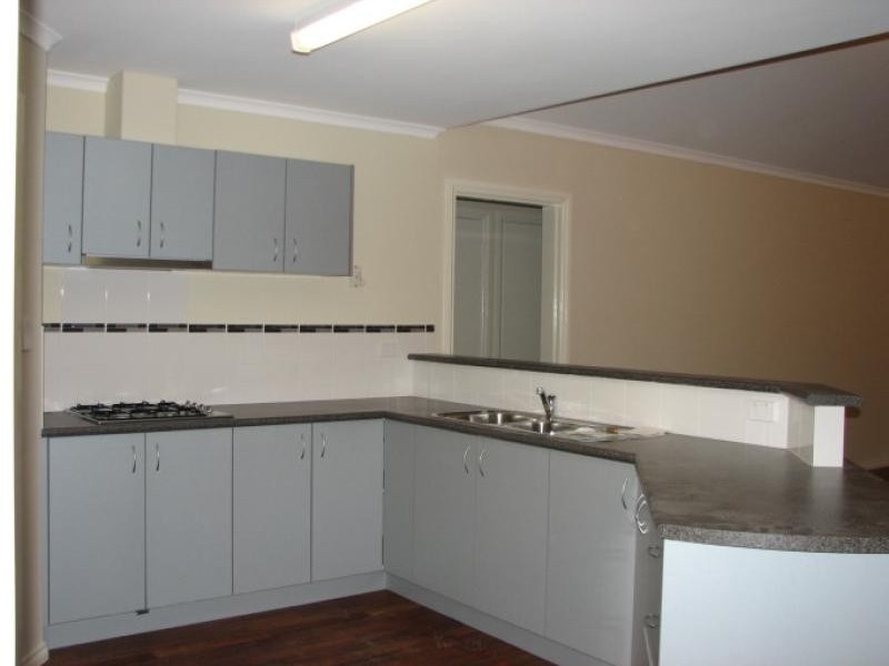 4 LEATA ST, Hopetoun WA 6348