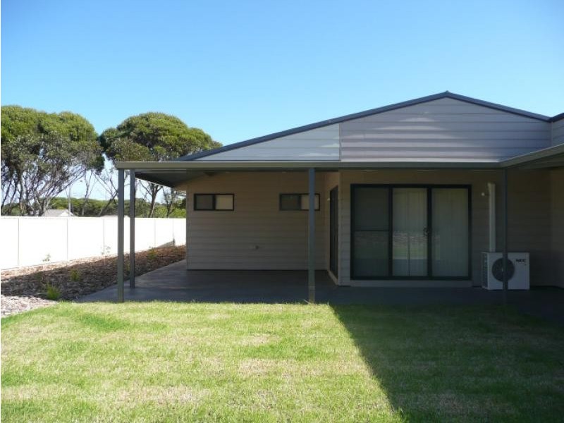 4 LEATA ST, Hopetoun WA 6348