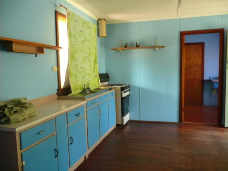 10 Douglas Street, Hopetoun WA 6348