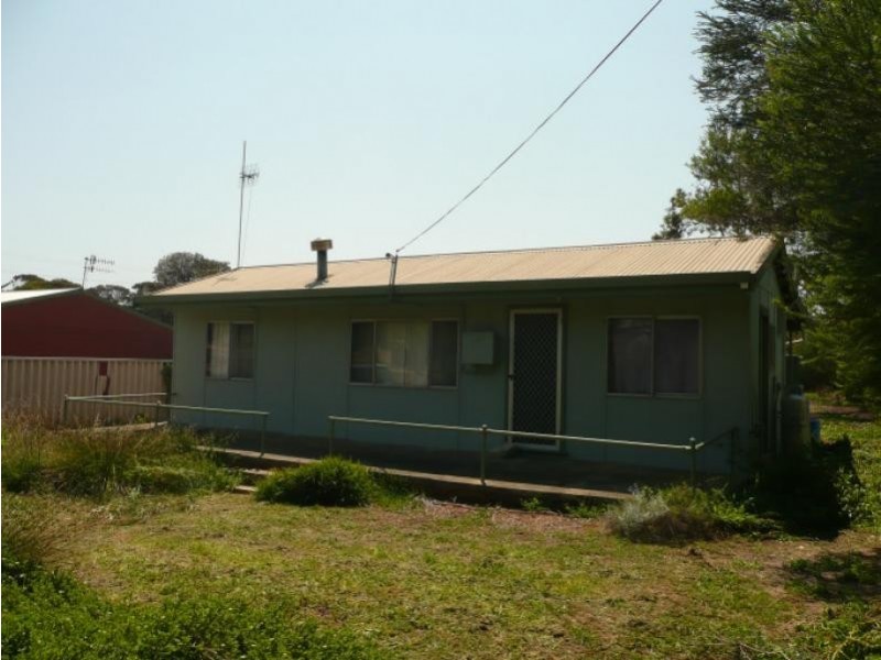 10 Douglas Street, Hopetoun WA 6348