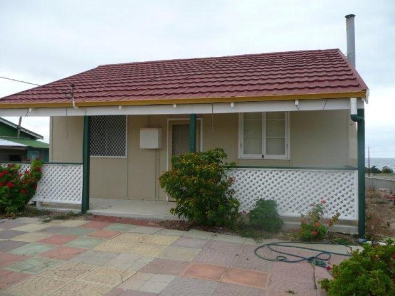 10 Barnett Street, Hopetoun WA 6348