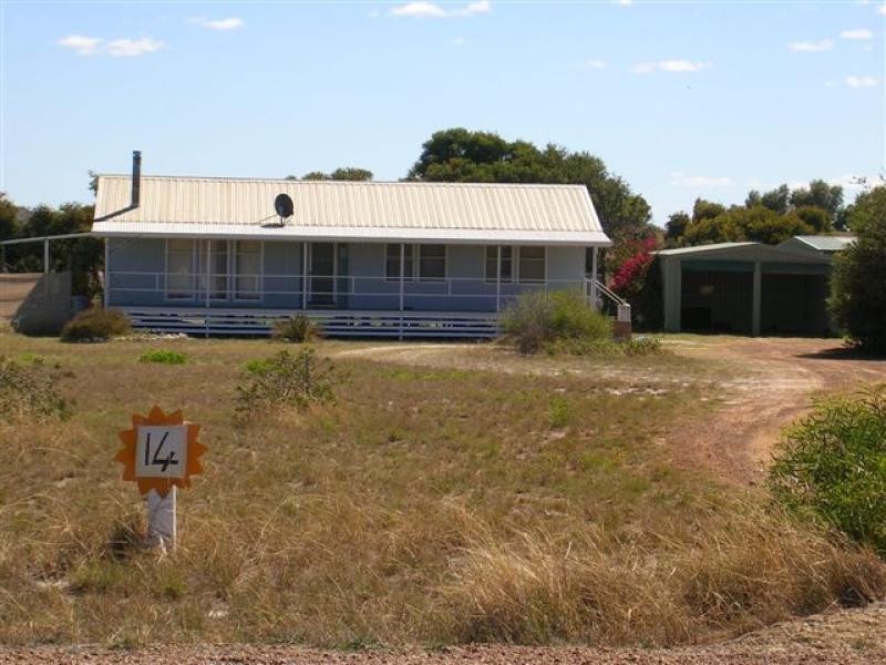 14 Cambewarra Drive, Hopetoun WA 6348