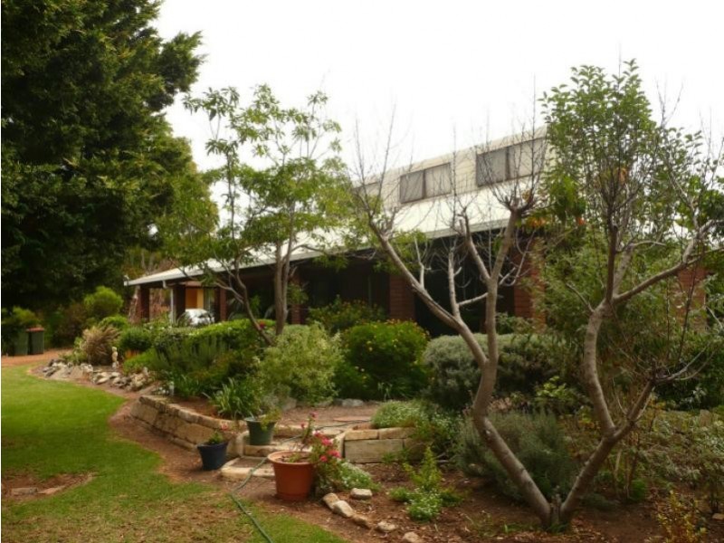 4 Gibson Way, Hopetoun WA 6348