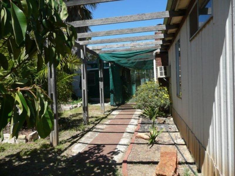 60 Queen St, Ravensthorpe WA 6346