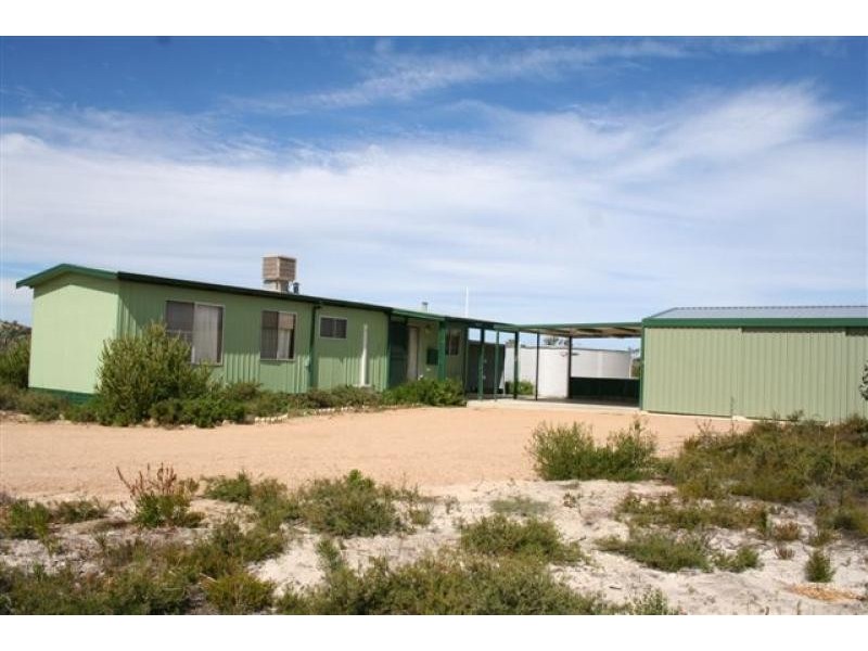 49 Whale Bay Rd, Hopetoun WA 6348