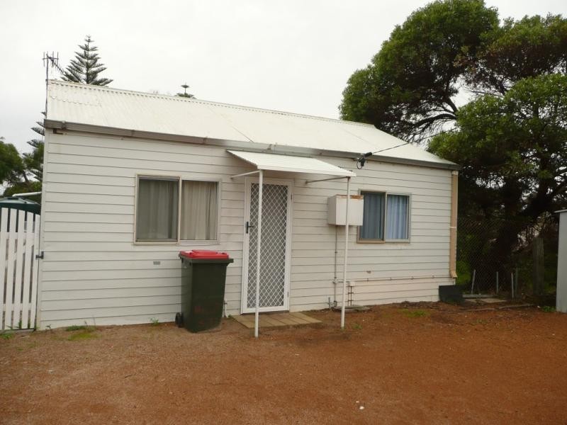 10 West Street, Hopetoun WA 6348