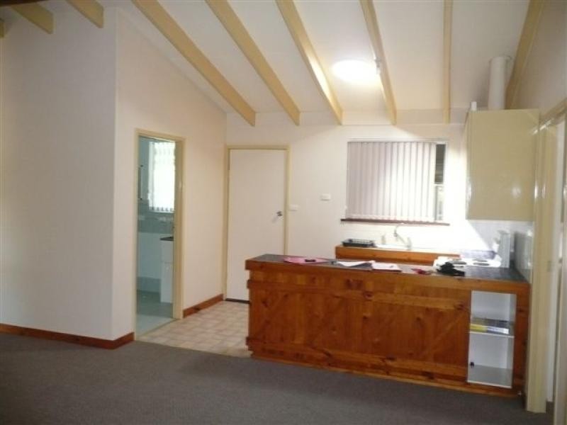 4 Flinders St, Hopetoun WA 6348