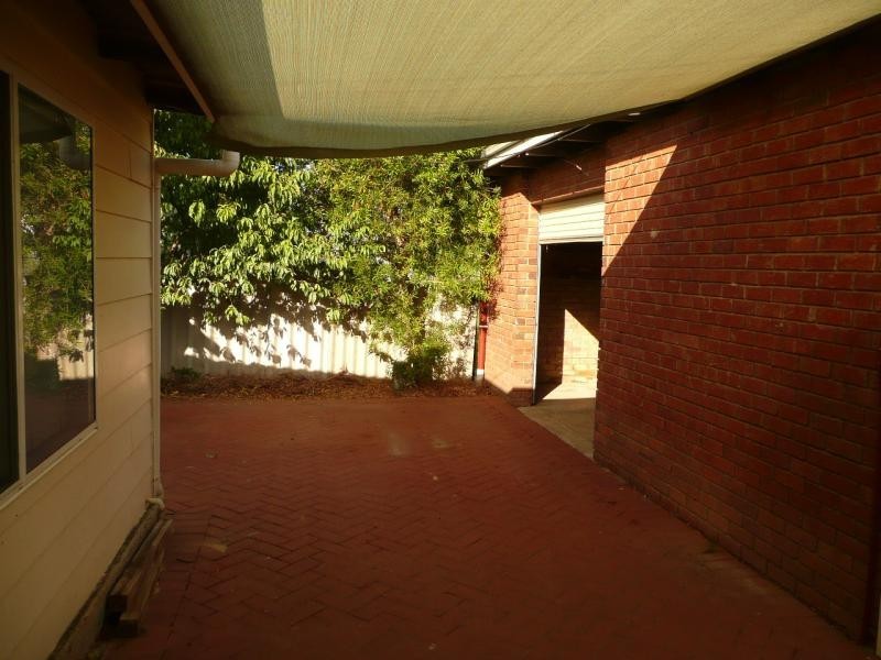 2 Flinders Street, Hopetoun WA 6348