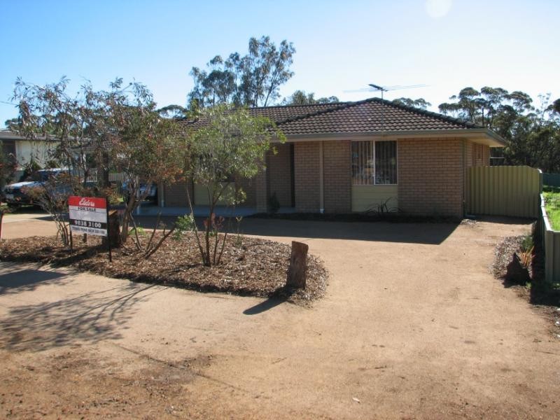 17 Daw Street, Ravensthorpe WA 6346