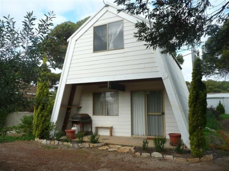 19 Gordon Street, Hopetoun WA 6348