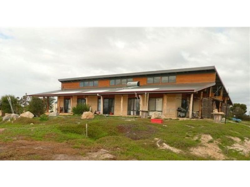 15 Blue Vista, Hopetoun WA 6348