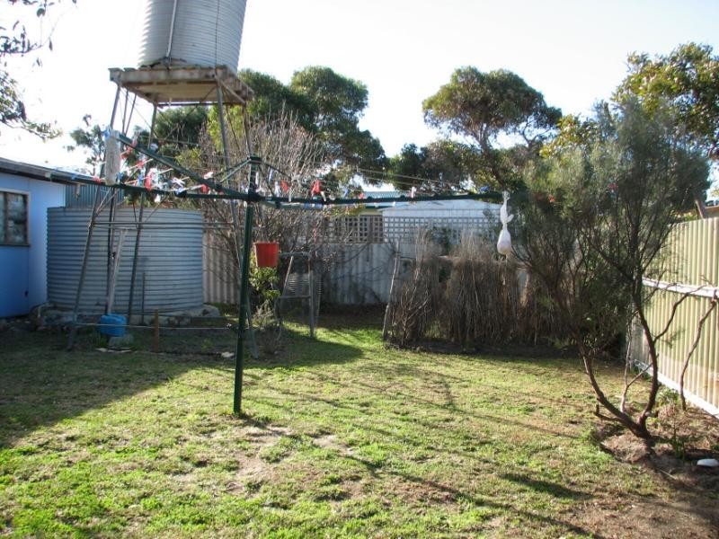 19 Price Street, Hopetoun WA 6348