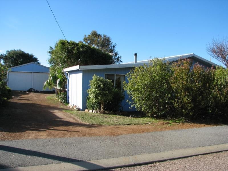 19 Price Street, Hopetoun WA 6348