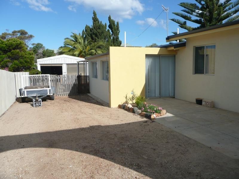 21 Chambers Street, Hopetoun WA 6348