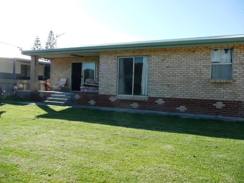 11 Price Street, Hopetoun WA 6348