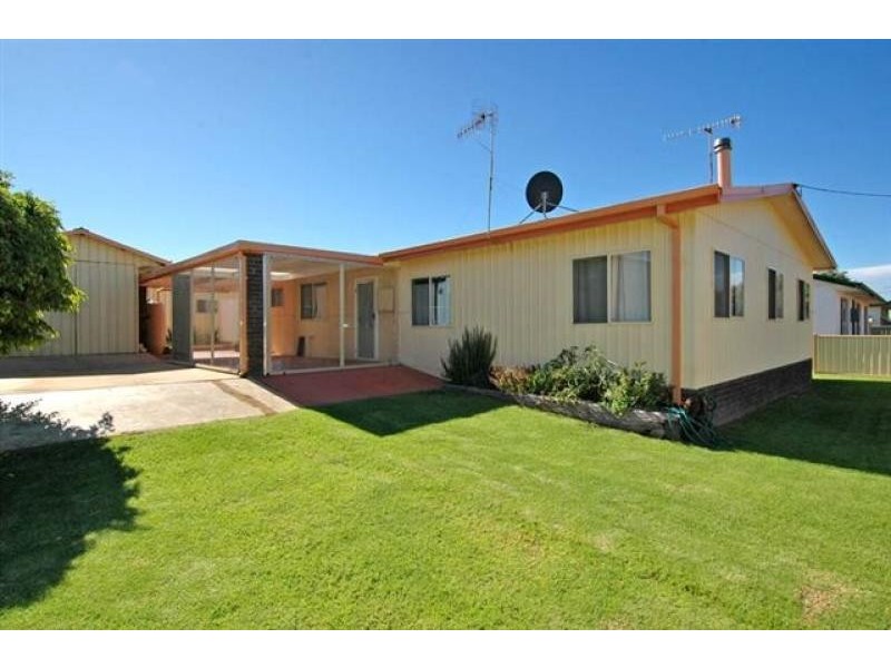 13 Price Street, Hopetoun WA 6348