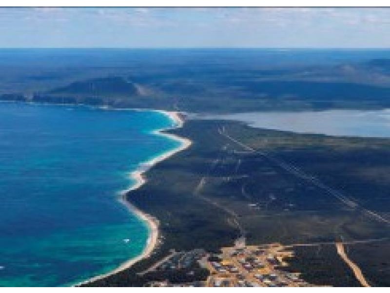 98 Whale Bay Drive, Hopetoun WA 6348