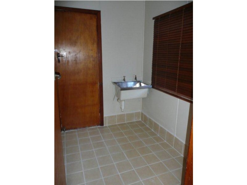 10 Douglas Street, Hopetoun WA 6348