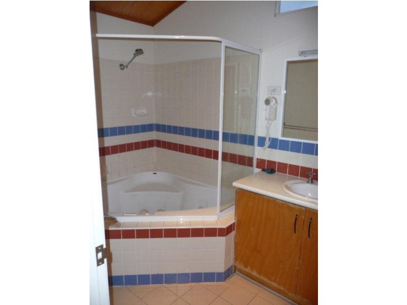 8 West Bank Close, Hopetoun WA 6348