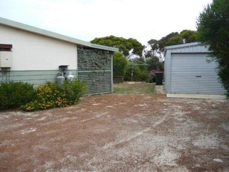 35 Raglan Street, Hopetoun WA 6348