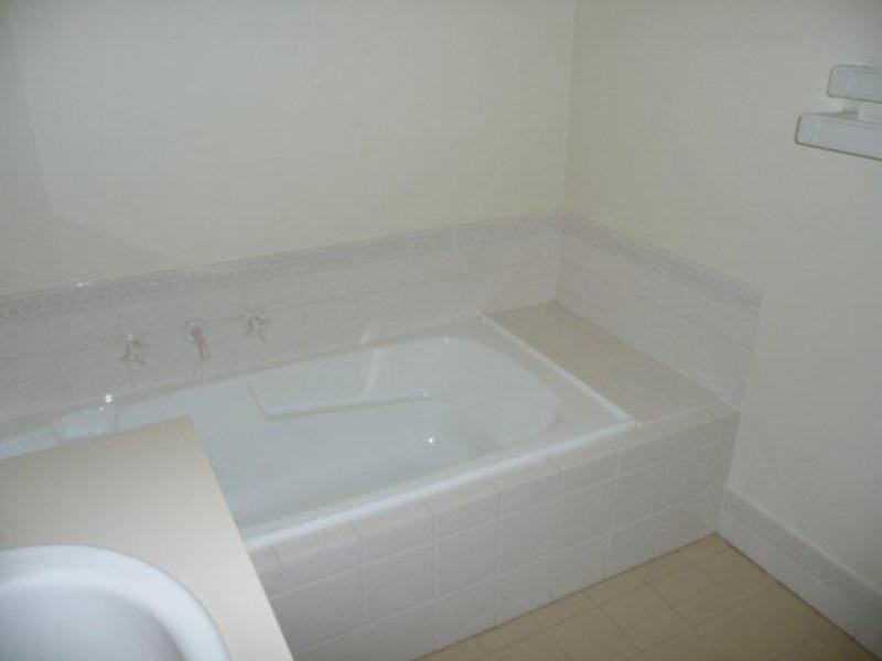 35 Raglan Street, Hopetoun WA 6348