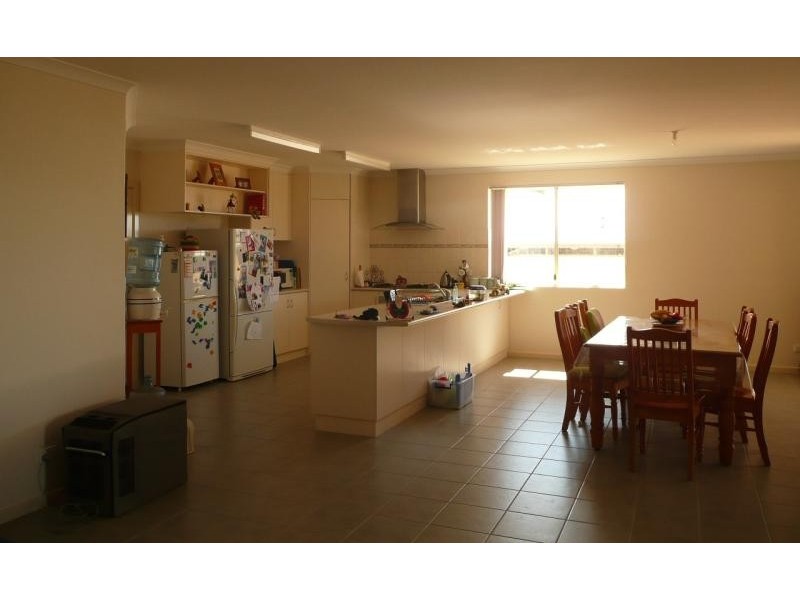 32 Birdwood Street, Hopetoun WA 6348