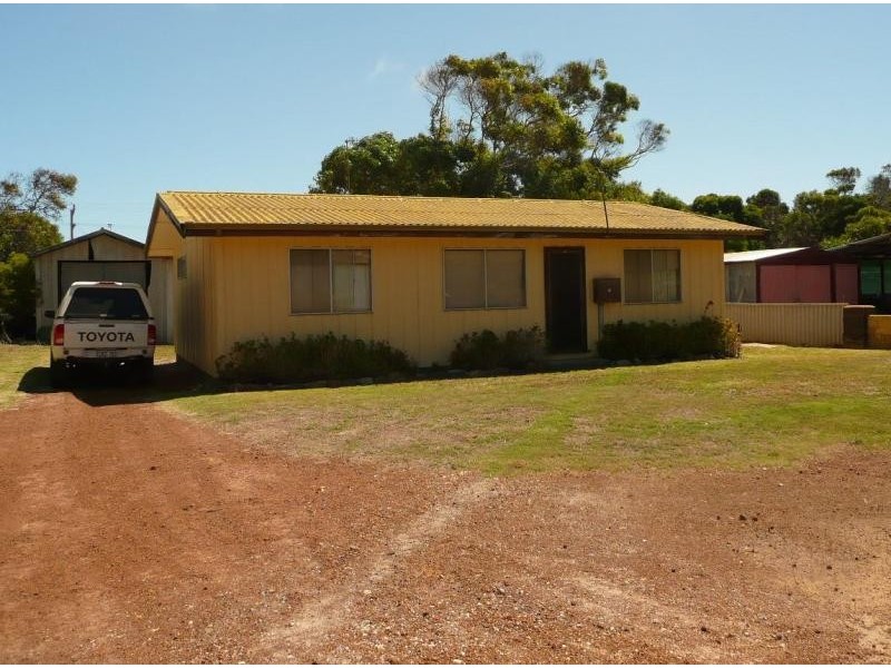 37 Gibson Way, Hopetoun WA 6348