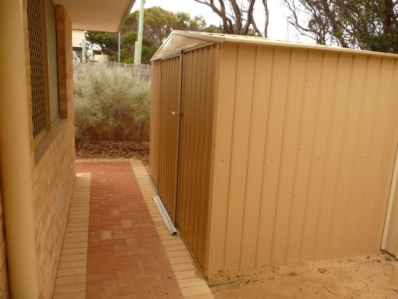 Unit 1/3 Raglan Street, Hopetoun WA 6348