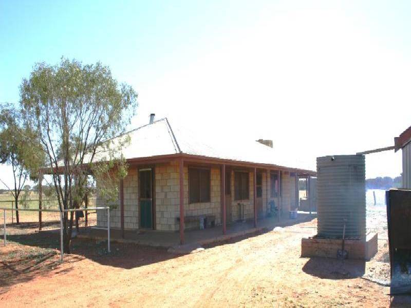 MT VIVIAN STATION, Glendambo SA 5710