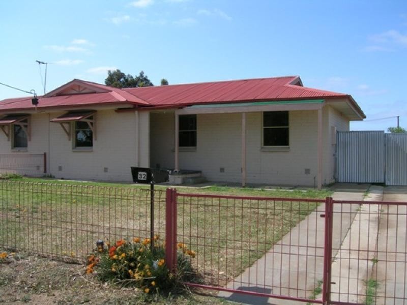 32 BURDEKIN AVE, Murray Bridge SA 5253