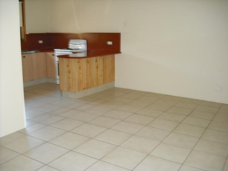 2/101 Petra Ave, Tamworth NSW 2340