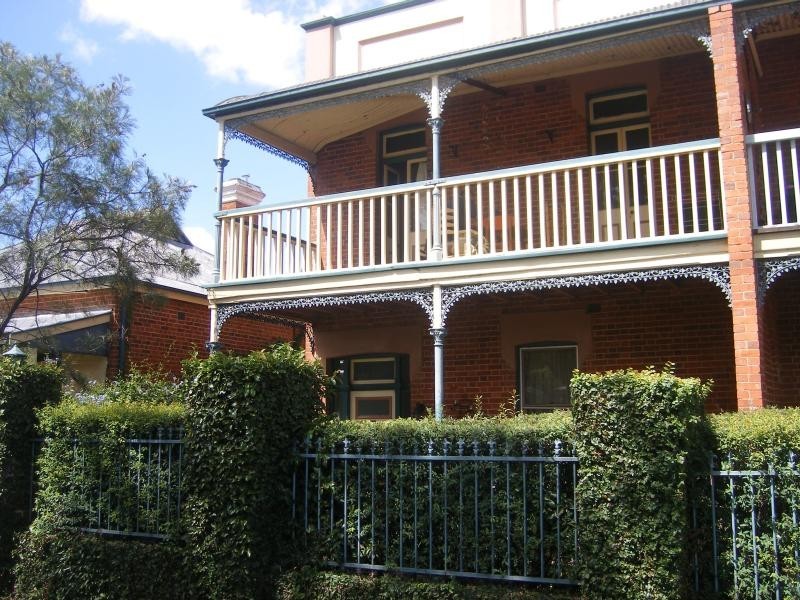 4/69 Rawson Ave, Tamworth NSW 2340