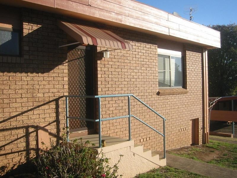 2/6 Cohen Street, Tamworth NSW 2340