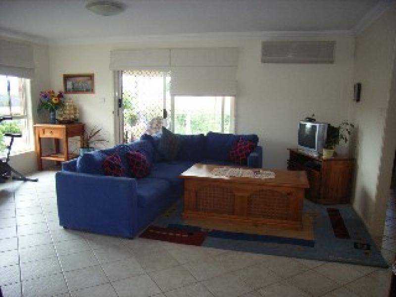 6 STRATFORD PLACE, Tamworth NSW 2340