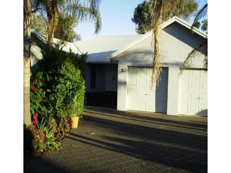 2 MATILDA PLACE, Tamworth NSW 2340