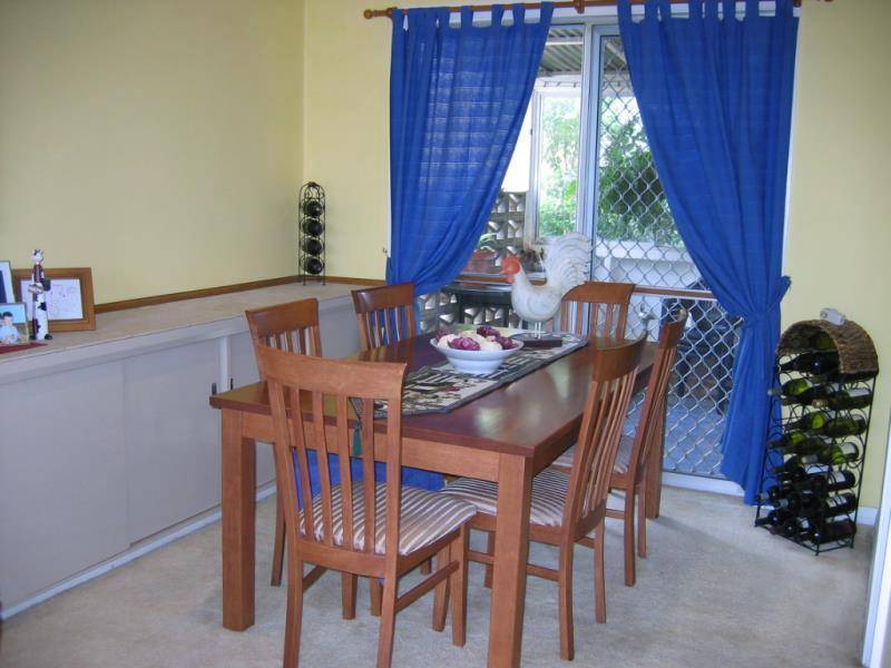 16 SAPPHIRE CRESCENT, Tamworth NSW 2340