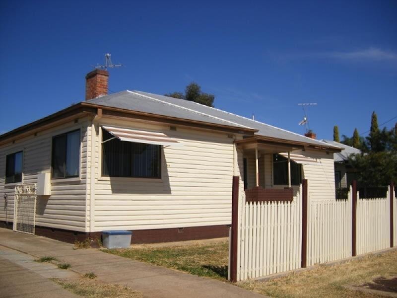 19 Vera Street, Tamworth NSW 2340