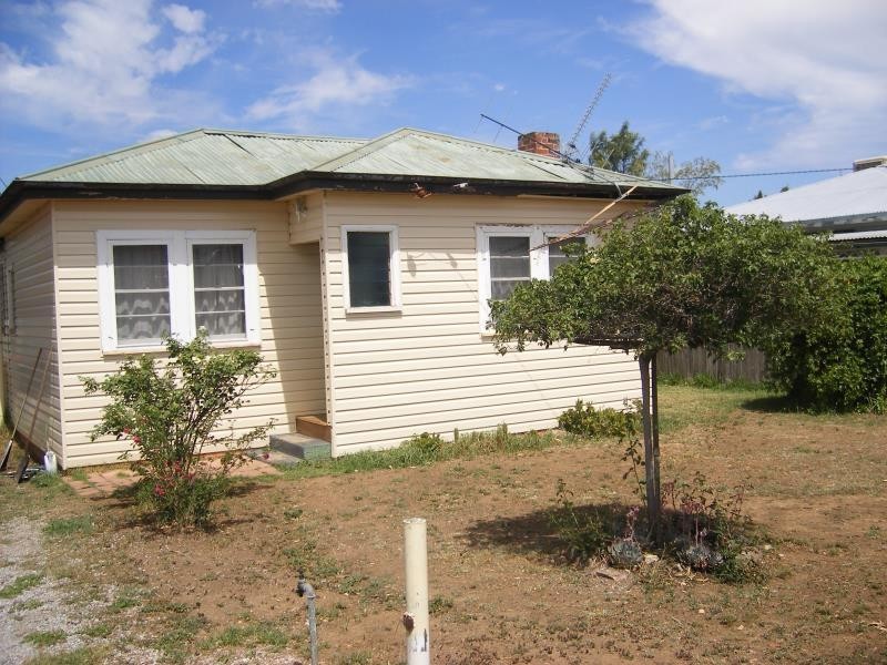 3 FLORIDA STREET, Tamworth NSW 2340