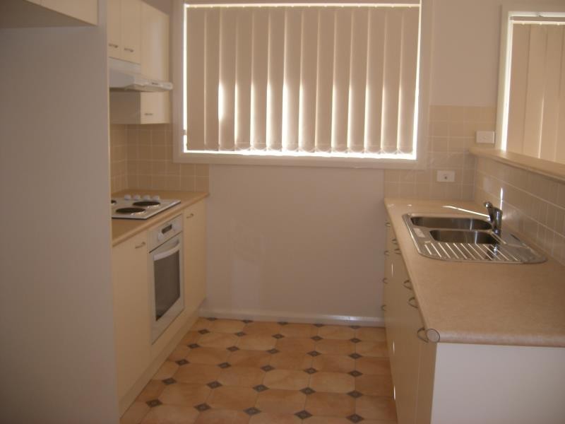 2 Tasman Place, Tamworth NSW 2340