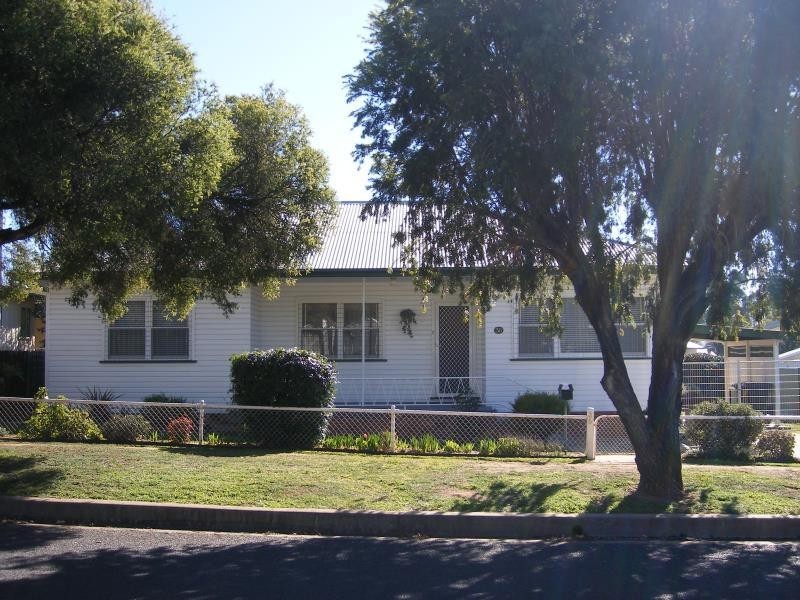 36 BELL STREET, Tamworth NSW 2340