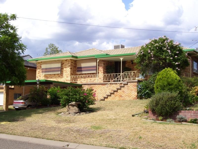 5 Quambi Street, Tamworth NSW 2340