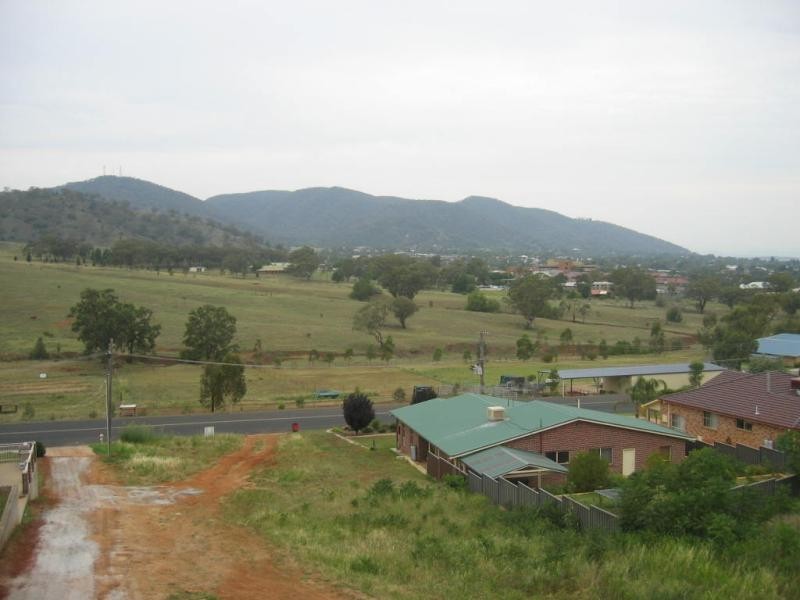 86 Tribe St, Tamworth NSW 2340
