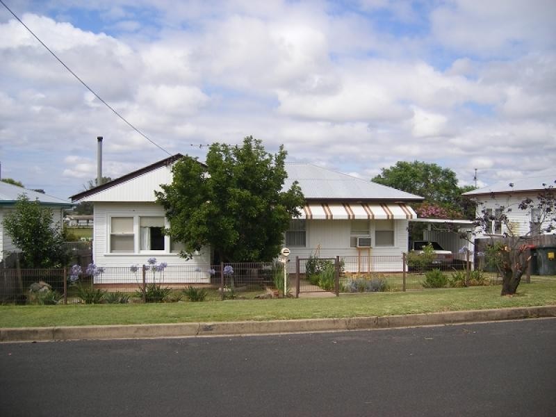 10 RIVERVIEW STREET, Tamworth NSW 2340