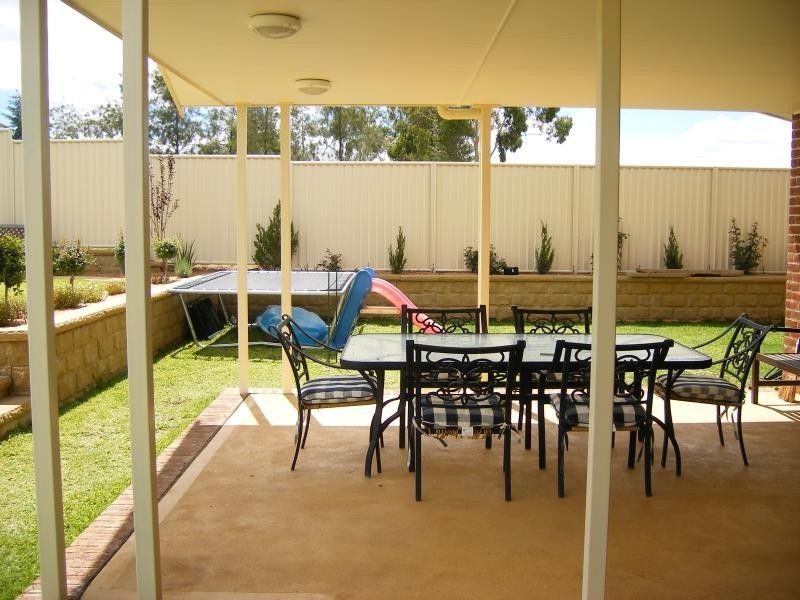 7 IVORY PLACE, Tamworth NSW 2340