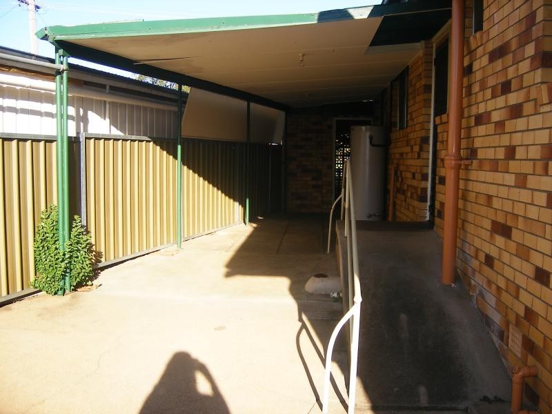 2 Karloo Street, Tamworth NSW 2340