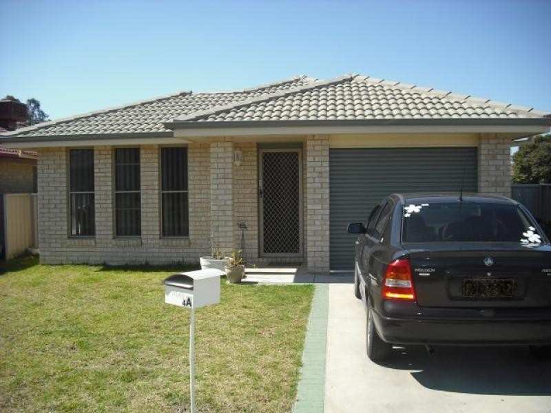 4A Tasman Place, Tamworth NSW 2340