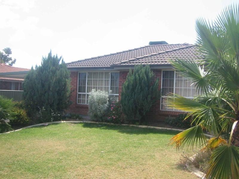 10 Dewhurst Street, Tamworth NSW 2340